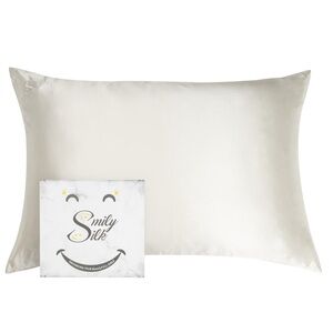 NWT Smily Silk Pillowcase - 100% Pure Mulberry Silk - 22Momme Highest Grade 6A